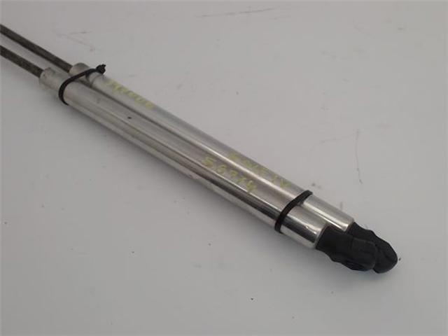 VAG 1J6827550 Amortiguador maletero  en stock Salamanca