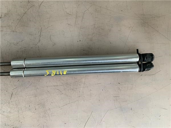 1J6827550C VAG Amortiguador maletero comprar Alcalá