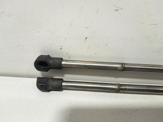 VAG 1J6827550C Amortiguador maletero comprar Tarragona
