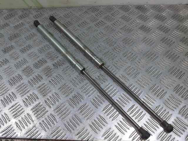 VAG 1J6827550C Amortiguador maletero  en stock Terrassa