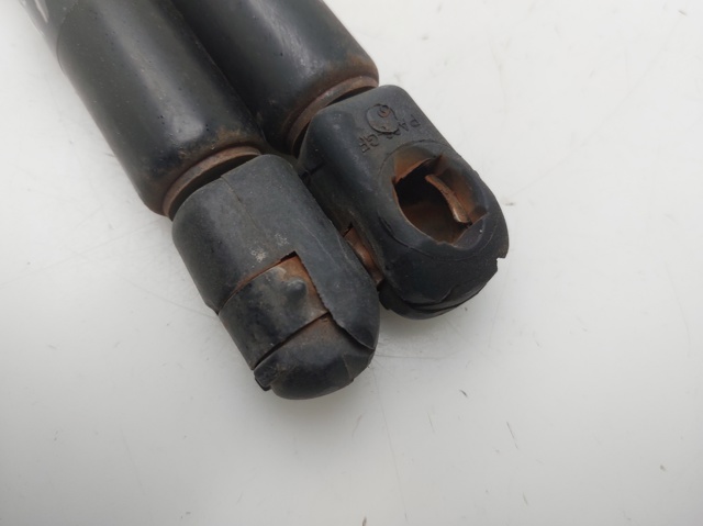 VAG 1J6827550E Amortiguador de la tapa del maletero  comprar en Murcia