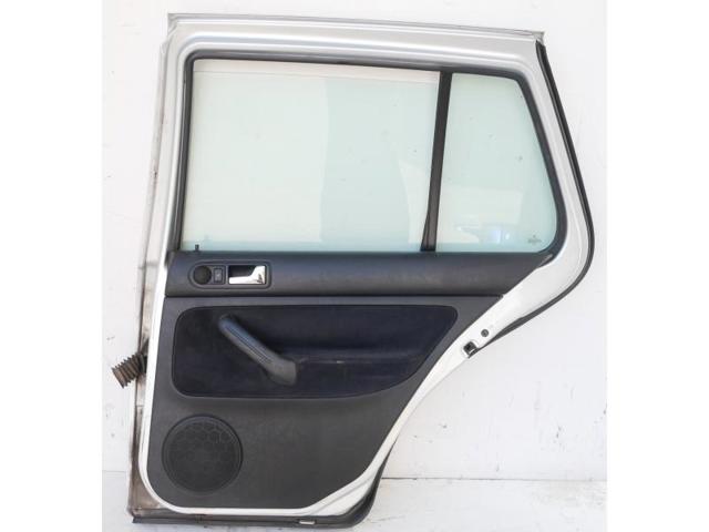 1J6833056F Puerta trasera derecha  en stock Sabadell