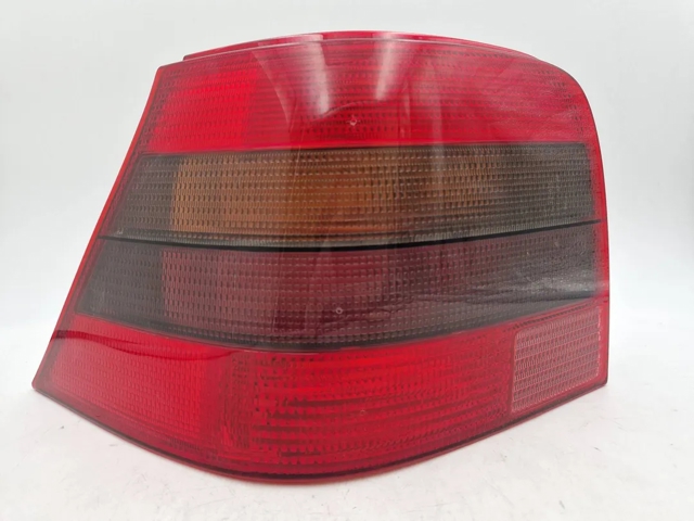 VAG 1J6945095S Piloto trasero izquierdo  en stock Terrassa
