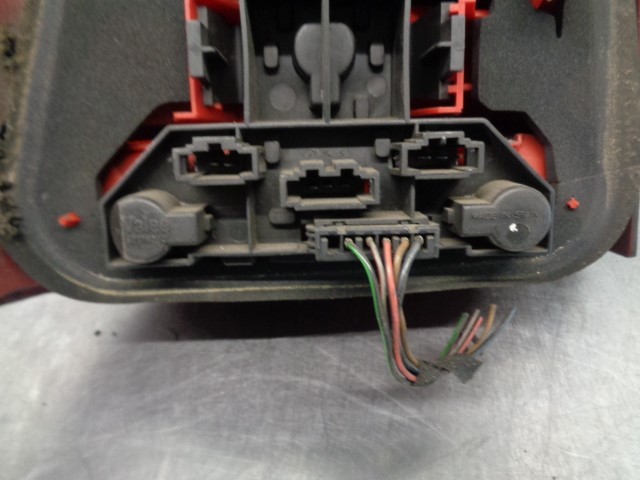 1J6945096Q VAG Piloto trasero derecho  comprar en Oviedo