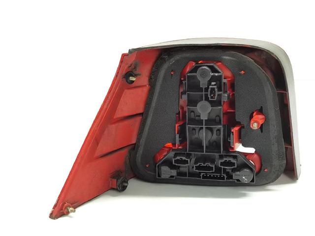 1J6945096Q VAG Piloto trasero derecho comprar Alcalá