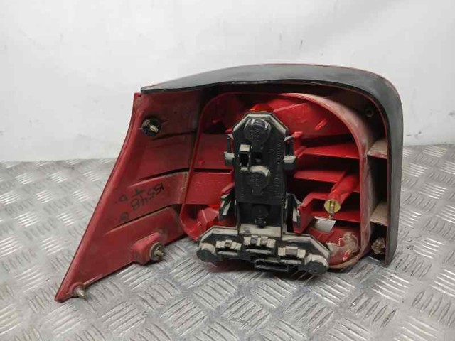1J6945096R VAG Piloto trasero derecho  disponible Alicante