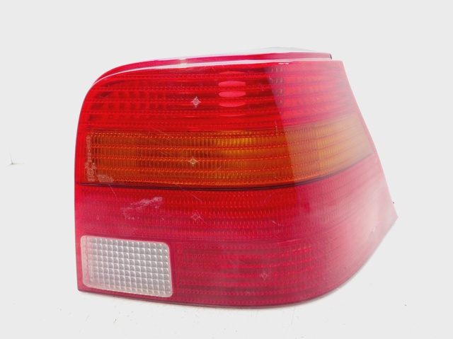 1J6945096R Piloto trasero derecho comprar Sevilla