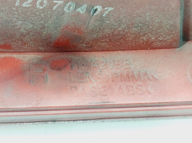 1J6945096R Piloto trasero derecho  disponible Utrera