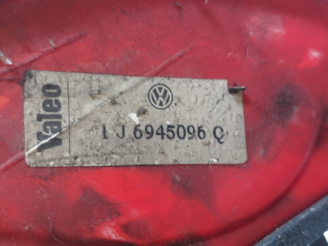 1J6945096R VAG Piloto trasero derecho  comprar en Lleida