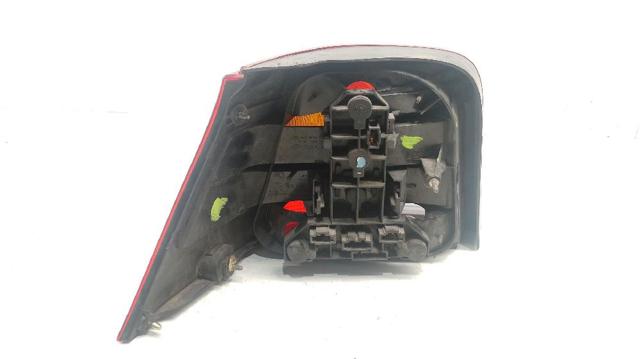 1J6945096T Piloto trasero derecho comprar Sevilla