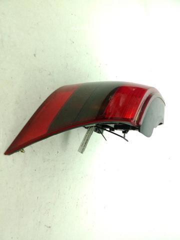 1J6945096T Piloto trasero derecho  disponible Utrera