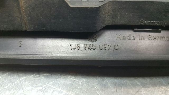 1J6945097C VAG Luz de freno trasera adicional  comprar en Oviedo