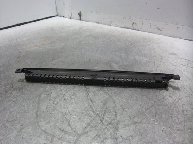 1J6945097C VAG Luz de freno trasera adicional  comprar en Oviedo
