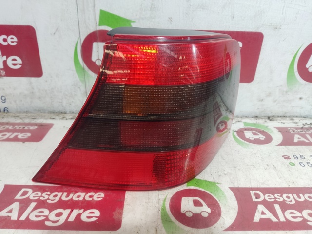 VAG 1J6945111S Piloto trasero izquierdo  disponible Lugo