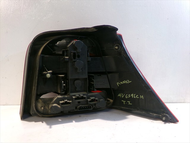 VAG 1J6945111S Piloto trasero izquierdo  en stock Valencia