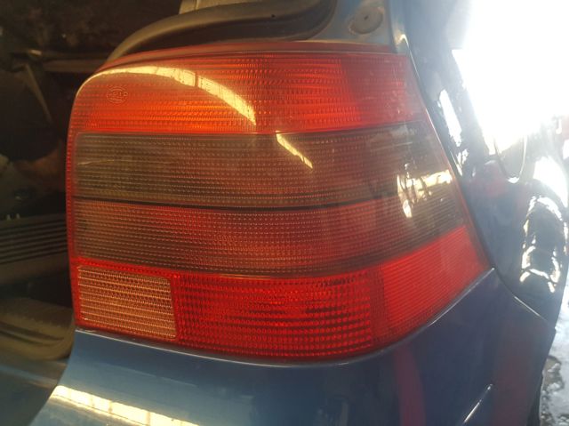 VAG 1J6945112S Piloto trasero derecho comprar Barcelona