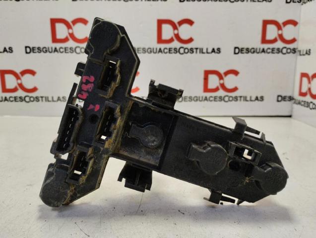 1J6945257 VAG Placa de contacto de luz trasera  en stock Huelva