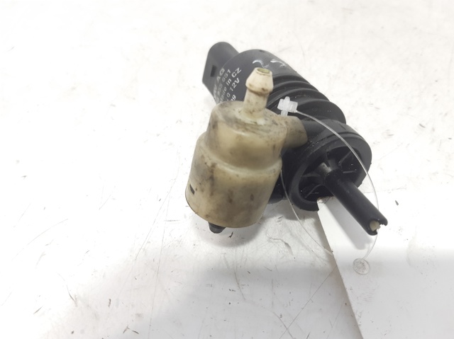 1J6955651 VAG Bomba de agua limpiaparabrisas, delantera  en stock Gandía