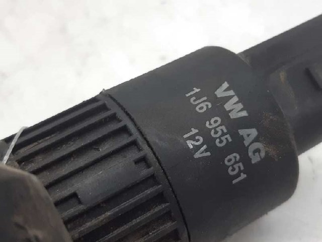 1J6955651 Bomba de agua limpiaparabrisas, delantera comprar Sevilla