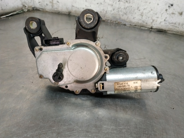 1J6955711C Motor limpiaparabrisas, trasera  en stock Granada