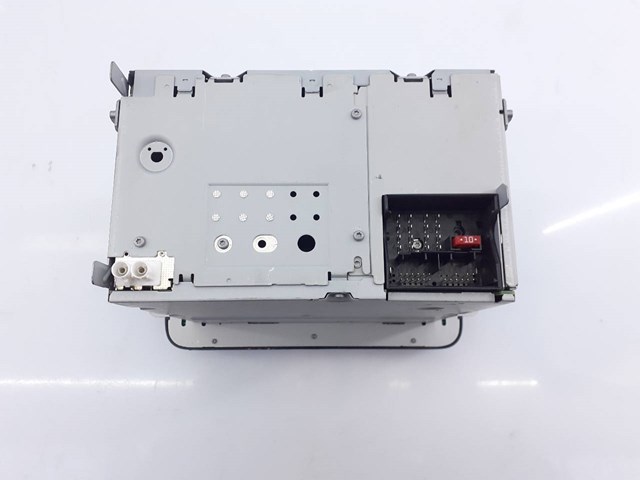 1K0035186AN Radio AM/FM  comprar en Reus