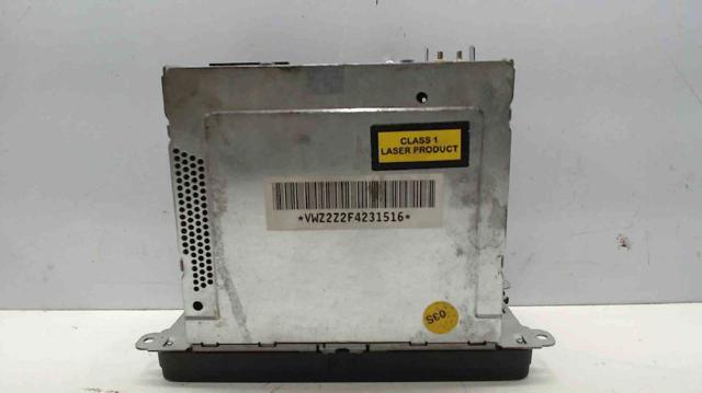 1K0035186P Radio  en stock Granada