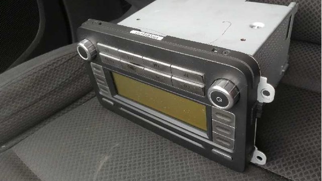 Sistema audio / radio cd para volkswagen golf v 1.9 tdi bxe 1K0035186R