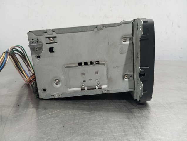 1K0035186T VAG Radio AM/FM  comprar en Jaén