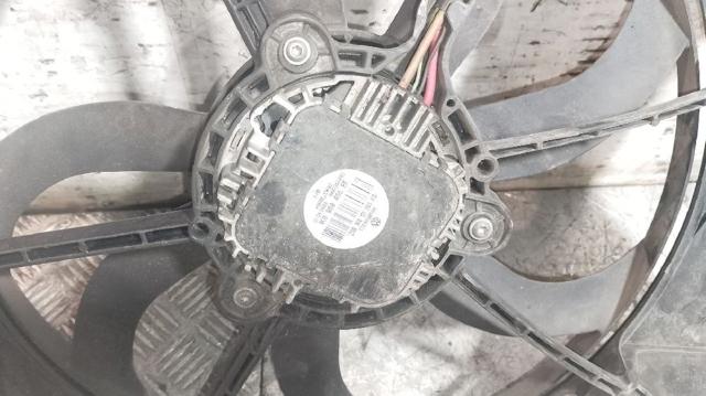 1K0121205AA Difusor del radiador de refrigeración  disponible Málaga