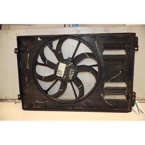 1K0121205AC Difusor del radiador de refrigeración  disponible Málaga