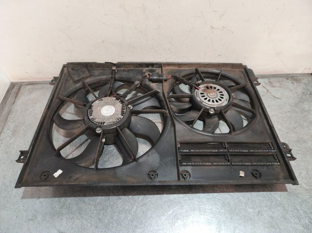 VAG 1K0121205AD Difusor del radiador de refrigeración  disponible Valladolid