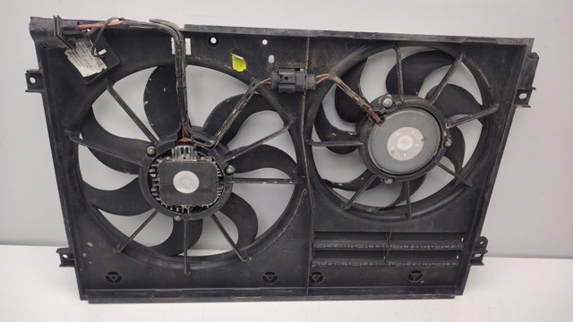1K0121205AD Difusor del radiador de refrigeración  disponible Utrera
