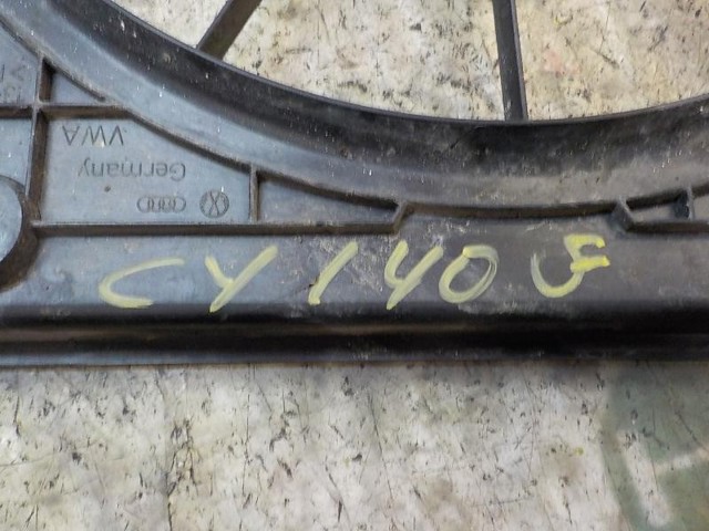 VAG 1K0121205AD9B9 Difusor del radiador de refrigeración  comprar en Albacete