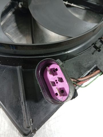 1K0121207AA VAG Difusor del radiador de refrigeración  comprar en Oviedo