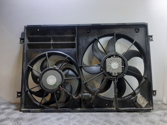 VAG 1K0121207AD Difusor del radiador de refrigeración con motor y hélice  comprar en Murcia