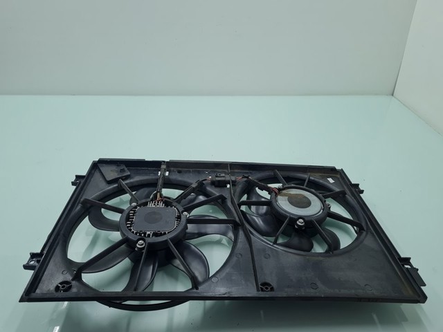 VAG 1K0121207BB Difusor del radiador de refrigeración  disponible Valladolid