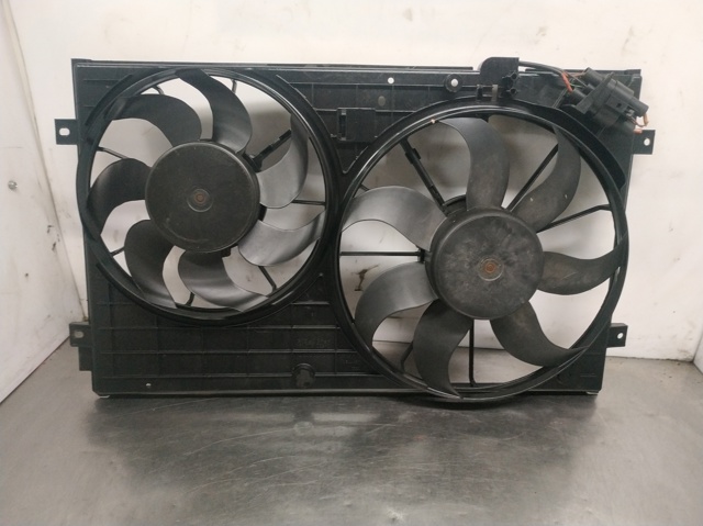1K0121207T Difusor del radiador de refrigeración  comprar en Pontevedra