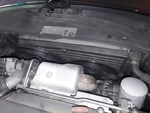 Radiador, refrigeración del motor adicional 1K0121212C VAG/Audi