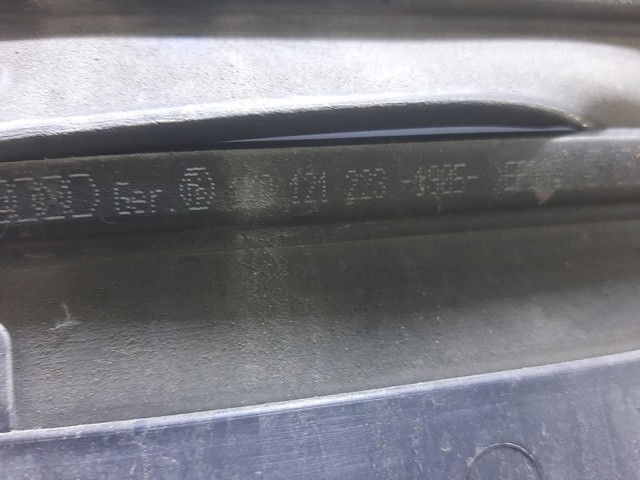 1K0121223 VAG Persiana del radiador  en stock Gandía