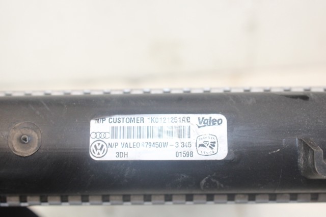 1K0121251 Radiador de refrigeración del motor  comprar en Zaragoza