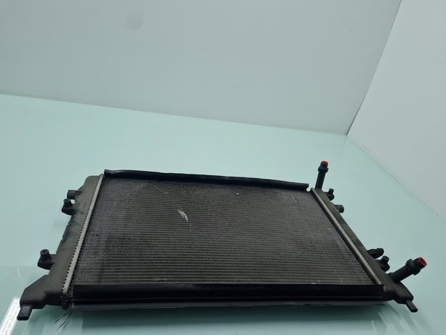 VAG 1K0121251 Radiador de refrigeración del motor  disponible Valladolid