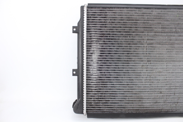 VAG 1K0121251AB Radiador de refrigeración del motor  disponible Valladolid