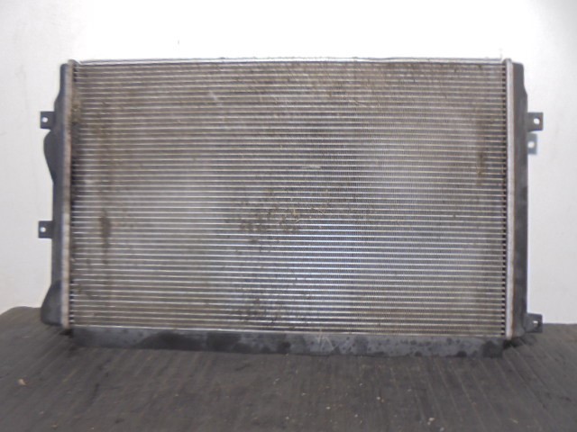1K0121251AT Radiador de refrigeración del motor  comprar en Pontevedra