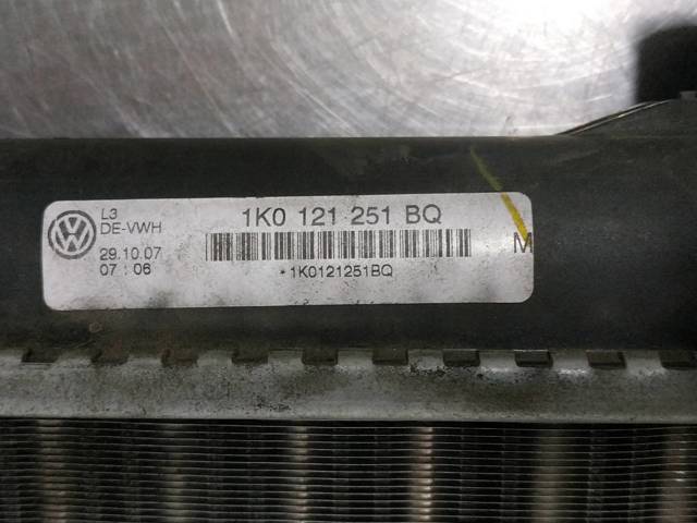 1K0121251BQ Radiador de refrigeración del motor  disponible Málaga
