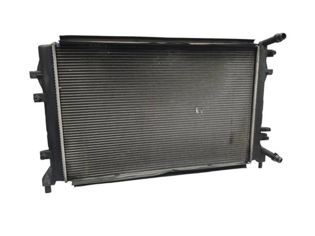 1K0121251CM Radiador de refrigeración del motor  comprar en Zaragoza