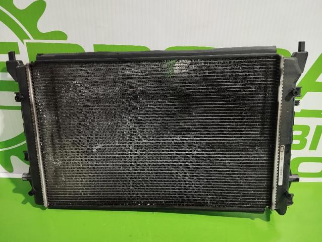 1K0121251CM Radiador de refrigeración del motor  comprar en Zaragoza