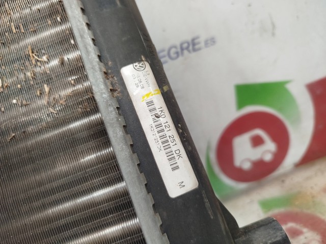 1K0121251DK Radiador de refrigeración del motor  disponible Málaga