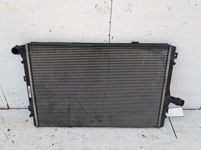 VAG 1K0121251EH Radiador de refrigeración del motor  disponible España