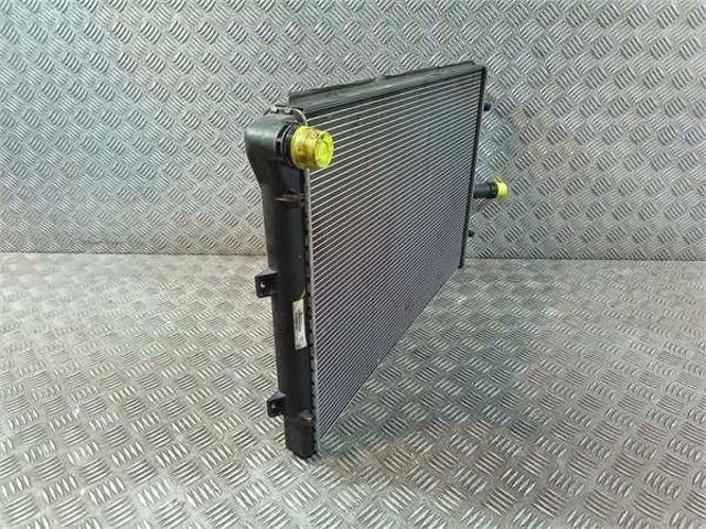 1K0121251N Radiador de refrigeración del motor  disponible Utrera