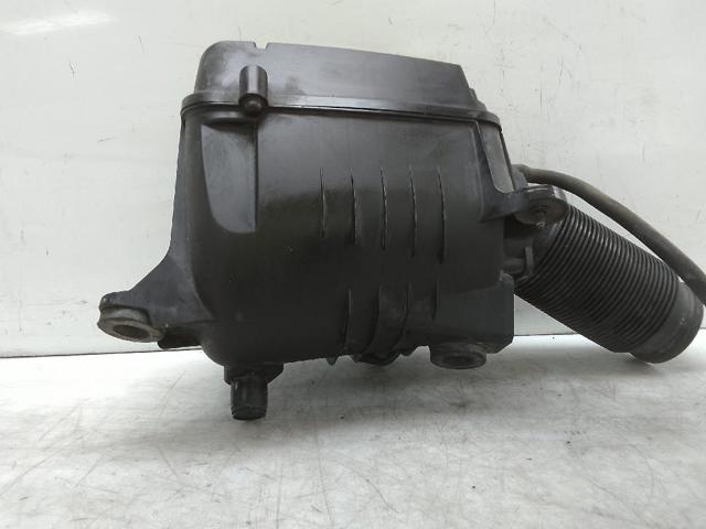 Casco de filtro de aire Volkswagen Passat 3C2